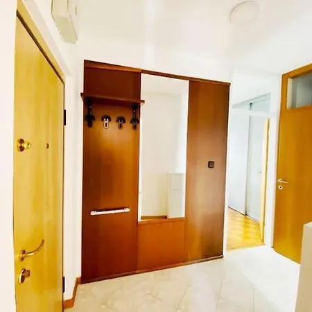 Apartma P47 *