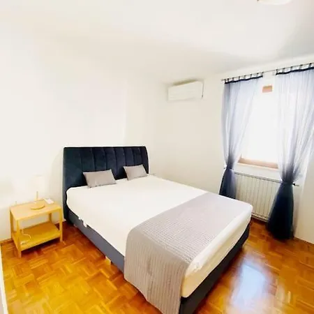 Apartma P47 Koper
